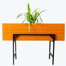 Rectangular pot stand made of fine